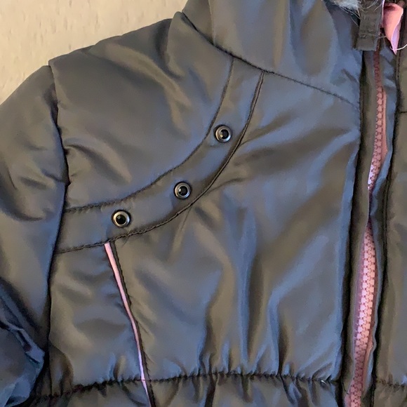 London Fog gray/pink girls puffer coat! - Picture 3 of 10